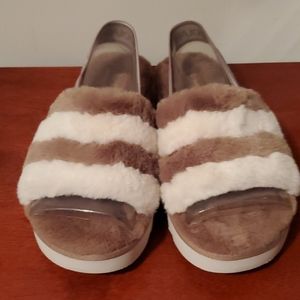 Koolaburra by UGG fuzzy sandals